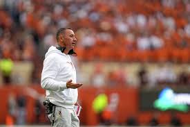 Texas vs. Arkansas: A College Football Showdown