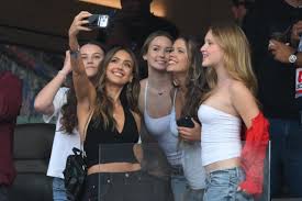 Jessica Alba Spotted at World Cup With Daughters in Adorable Group Selfie