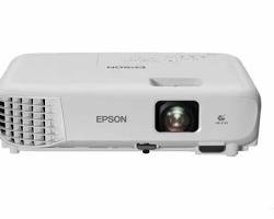 Image of Epson EBE01 Projector in a bright classroom