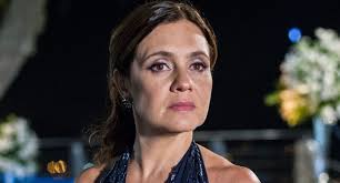 Resultado de imagem para cabelo das atrizes novela babilonia