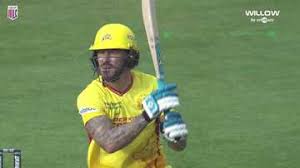 Faf’s Flying Grab Ends Lhuan-dre Pretorius’s Brief Spark in SFU vs TSK Clash