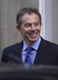 Rebekah and her best pal Tony: Blair&#39;s advice to &#39;hacking&#39; boss... tough up and take sleeping pills - article-2562954-0000F54400000CB2-330_306x423