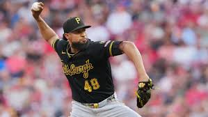 Final: Reds 3, Pirates 2