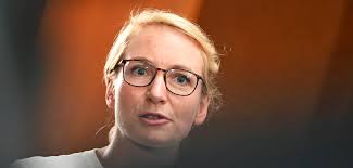 Linke zweifelt an Mehrheit für Richterwahl: Schwerdtner kritisiert Union - Imagen principal del artículo