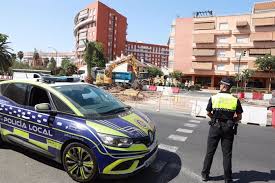 El Ayuntamiento de Sevilla niega "dejación" con la ITV de los coches 
patrulla y asegura que la pasarán "esta semana"