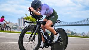 IRONMAN 70.3 Curitiba: atleta da casa disputa a estreia e mobiliza torcida local