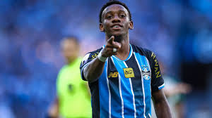 Grêmio: agente recebe procuração para negociar Gabriel Mec na Inglaterra e na França