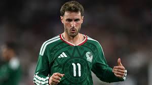 'El 9 tiene que anotar': Chaco 'critica' a Santiago Gimenez y reconoce su falta de gol en Selección Mexicana