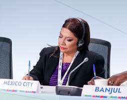 Brugada habló contra la gentrificación en la ONU, pero el Verde alerta sobre la ley en CDMX