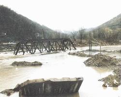 Image of 1985 Flood of West Virginia Wikipedia page