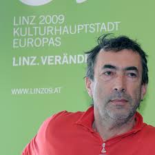 Hubert von Goisern - Linz Europa Tour. Copyright: Linz09 download printversion - 2008.04.08%2520PK%2520-%2520Hubert%2520von%2520Goisern%2520(25)