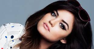 Résultat de recherche d'images pour "photo de lucy hale"