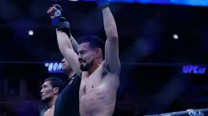 Moreno vs. Morales Fight Preview: Odds & Predictions