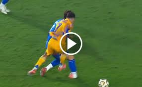 Estremecedora imagen del tobillo de Chiquete Orozco tras lesionarse en Cruz Azul vs. Tigres