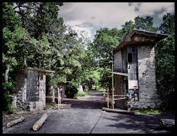 images?q=tbn:ANd9GcSBh7ubt8iI92Nb5uE2nhJFUwN2xR4uCB6crHT_0gqyIl1Fqlpt