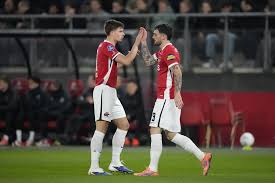 Nijhuis fluit niet, Jaros in de fout: angstgegner AZ scoort razendsnel tegen Ajax