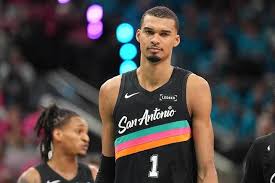 NBAで衝撃の光景「不公平だ」 身長224cmで無双状態「普通じゃない…」米衝撃（THE ANSWER）