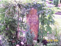 Grab von Joachim Flügge (11.09.1965-01.03.2002), Friedhof Timmel ...