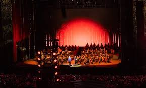 Enamora Andrea Bocelli con su Romanza a 130 mil en el Zócalo