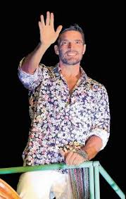 Julian Gil