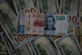 Peso arranca con depreciación; cotiza en 17.51 unidades por dólar
