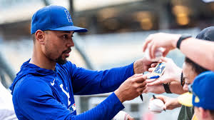 Dodgers Star’s MLB Rule Change Proposal Sparks Strong Fan Debate