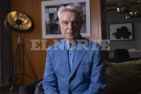 Regresa David Byrne a México con su 'Who Is The Sky? Tour'