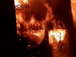 Incêndio atinge sete casas na zona Leste de Porto Alegre