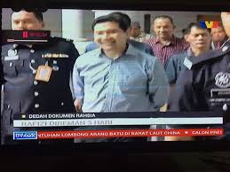 Image result for gambar rafizi digari dan lim guan eng