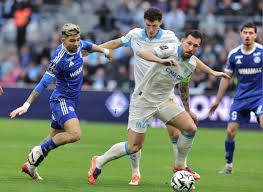 En direct Ligue 1. Le Racing Club de Strasbourg est mené à Marseille, dans une atmosphère pesante : suivez le direct