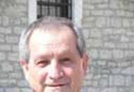 U franjevačkom samostanu na Humcu od srčane kljenuti preminuo je iznenada dr. fra Jozo Vasilj, aktualni odgojitelj franjevačkih novaka, ... - 125fra-Jozo-Vasilj