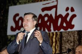 Lech Walesa Quotes En Espanol. QuotesGram via Relatably.com