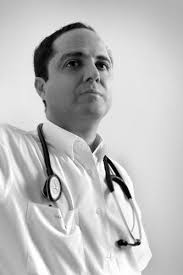 O cardiologista Roberto Kalil, que tem entre seus pacientes o ex-presidente Luiz Inácio Lula da Silva e a presidente Dilma Rousseff, será homenageado pela ... - kalil_20082012