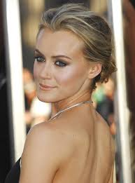 Taylor Schilling. Taylor Schilling. Portrays. Piper Chapman. Episode count. 25. Born. July 27, 1984. Age. 29. Years active. 2007–present - Taylor_Schilling