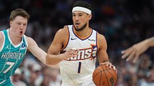 Devin Booker's Award Eligibility Hampered by NBA's 65-Game Rule