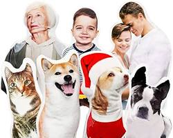 person wearing a custommade Tshirt with their pet's photo on itの画像