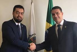 Como julgamento que pode deixar Castro inelegível afetou campanha de Flávio Bolsonaro