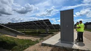 Lansing Schools Turn to Solar While Beloved Pizza Shop Closes