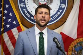 Florida Attorney General Challenges NFL's Rooney Rule
