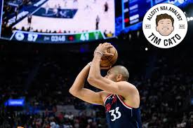 Devin Vassell's unreal 3 was the no-dip jumper's last evolution. We had NBA shooters explain it.