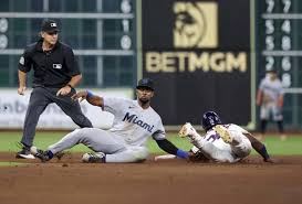 Struggling Marlins drop eighth game in a row