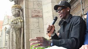 Dennis Schröder: Sporthalle benannt & bittere Niederlage für Braunschweig