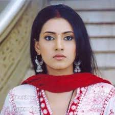 Pihu of Zee TV&#39;s Sanjog Se Bani Sangini essayed by Additi Gupta has been a character who is always high on ego!! However, we hear that the character will go ... - 6BD_ad