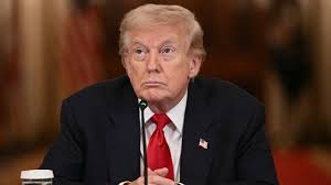 Trump's 2026 Iran Crisis: An Ex-CIA Chief's Perspective