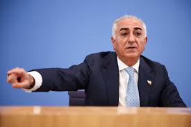 رضا پهلوی؛ گردن‌نگیرترین فرد تاریخ