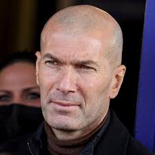 Jornal revela data do 1° dia de trabalho de Zidane na seleção da França