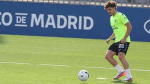 Atletico vs Villarreal: Julian Alvarez Called Up Amidst Absence of Obed