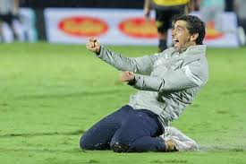 Opinião: 'Chato de galocha', Abel Ferreira é ‘palmeirense como a gente' apesar de desprezo de organizada