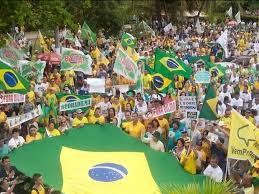 Resultado de imagem para fotos das manifestacoes contra dilma