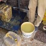 ضبط طن ألبان و740 لتر